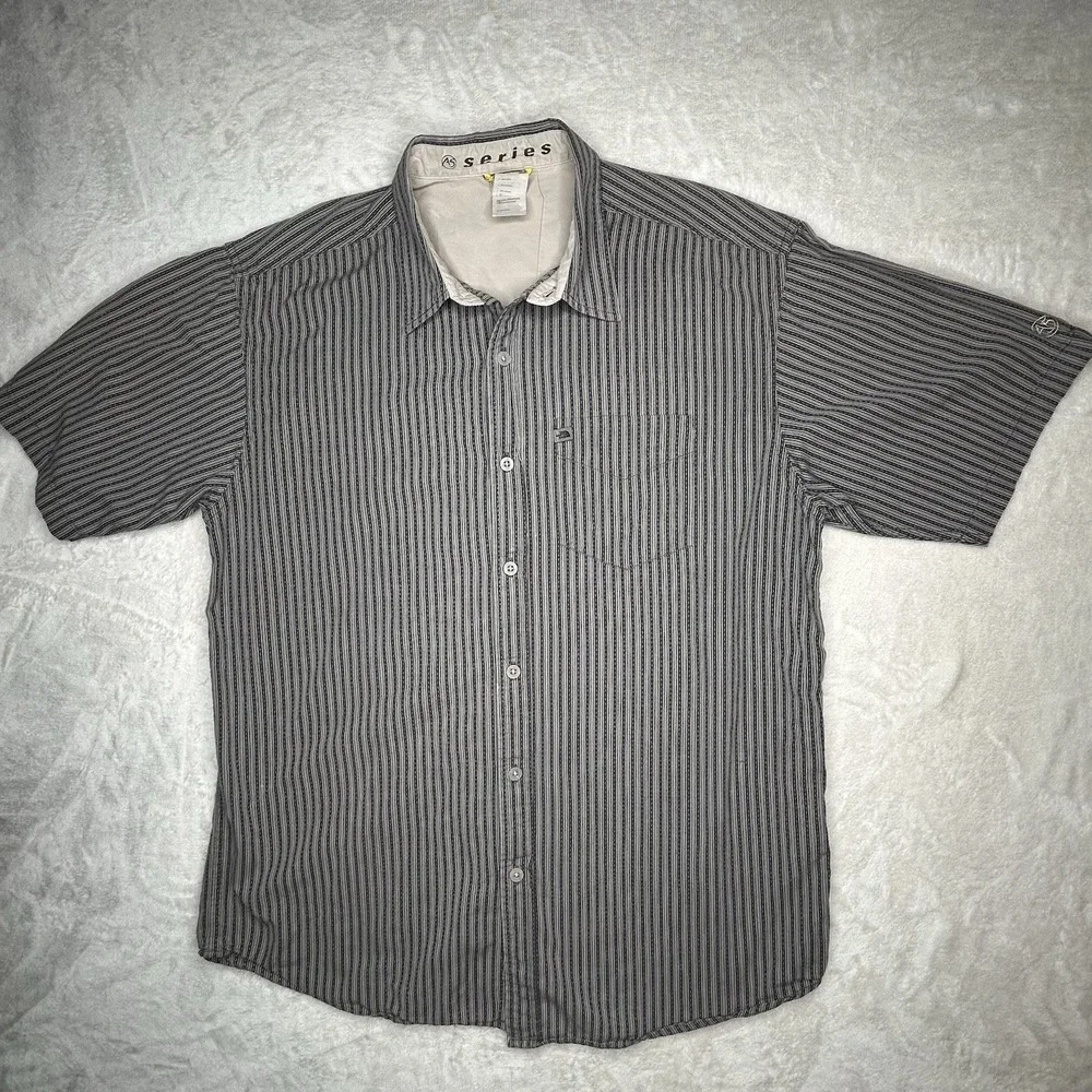 The North Face A5 Series Mens Large Gray Button Down‎ Short Sleeve Shirt